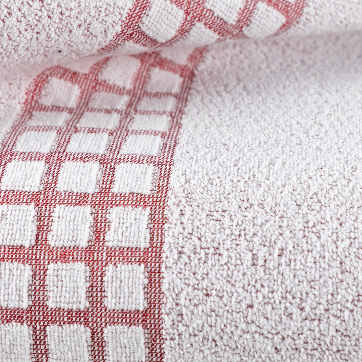 Georgia Beach & Pool Bath Towel 28" x 55" – Cotton Blend, 410 GSM