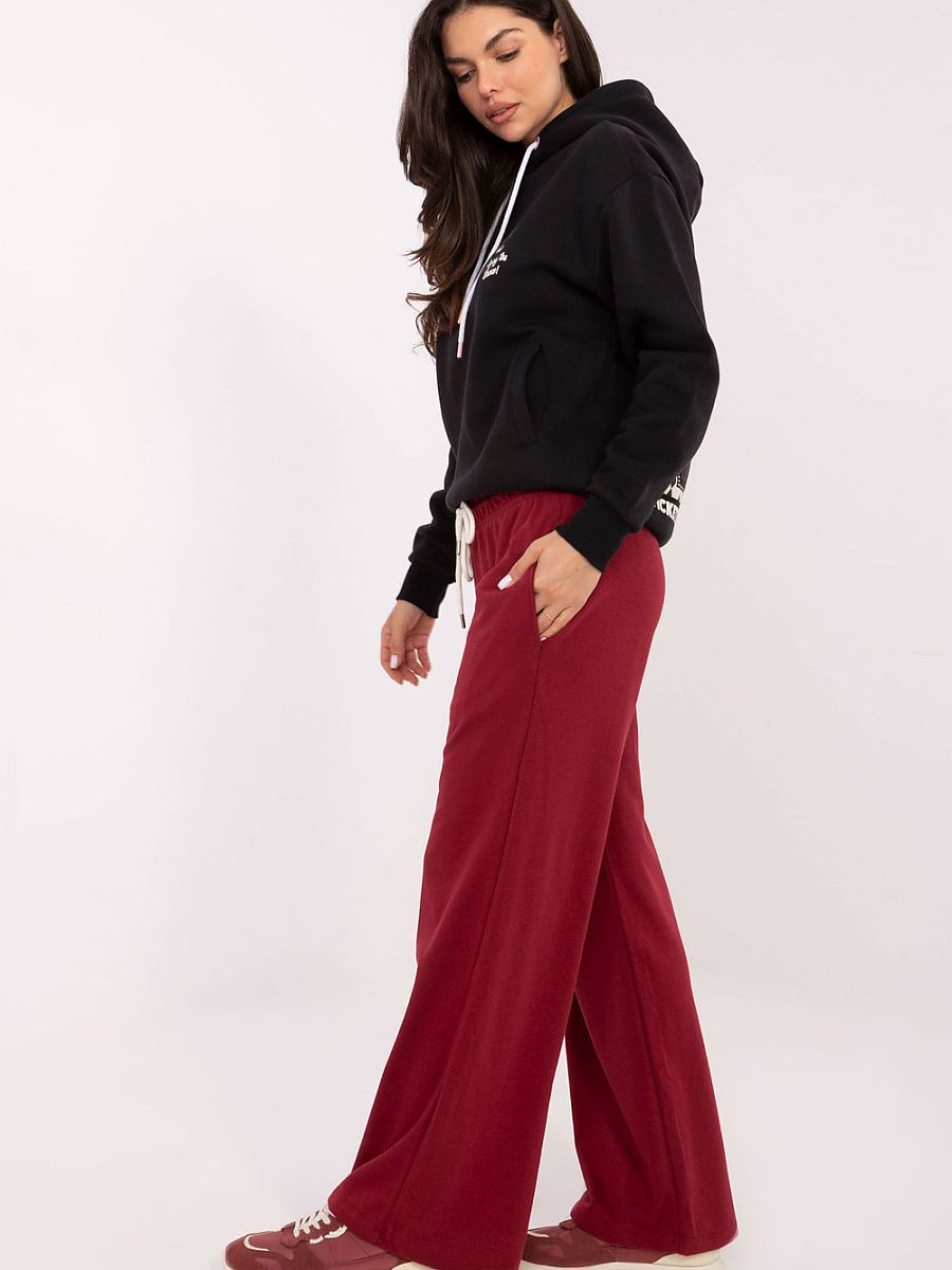 Tracksuit trousers model 218246 Relevance